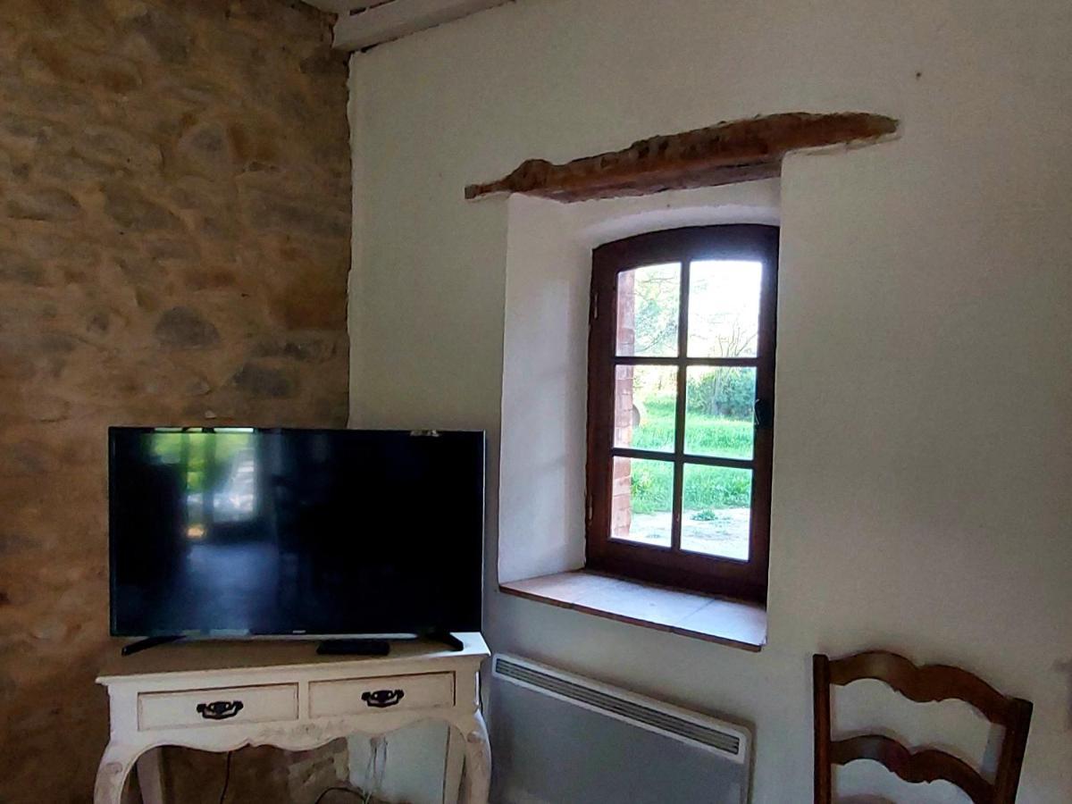 Mazet Du Chateau Joyeux De Violet Pepieux Экстерьер фото
